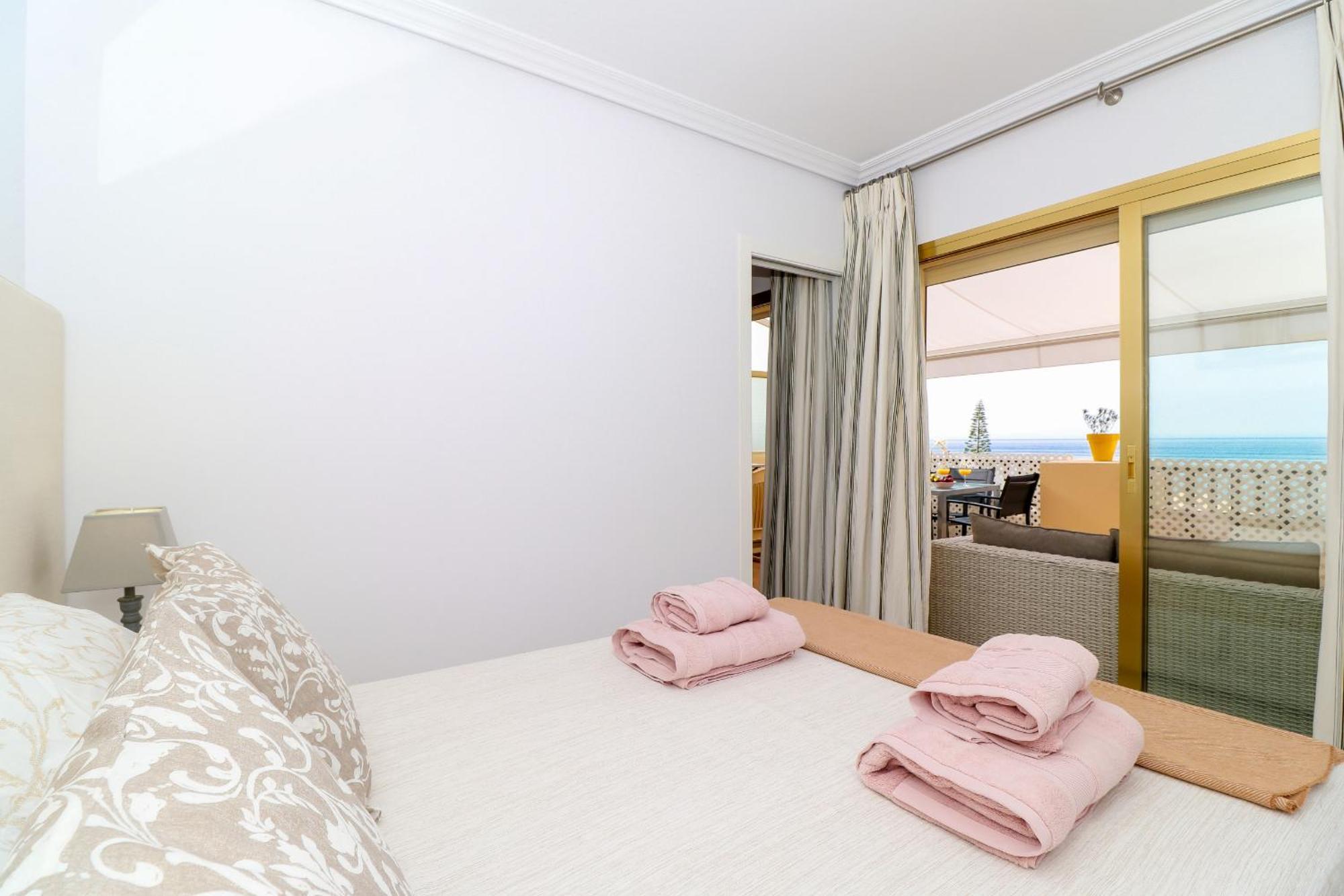 Romana Playa Apartment By The Beach 마르베야 외부 사진